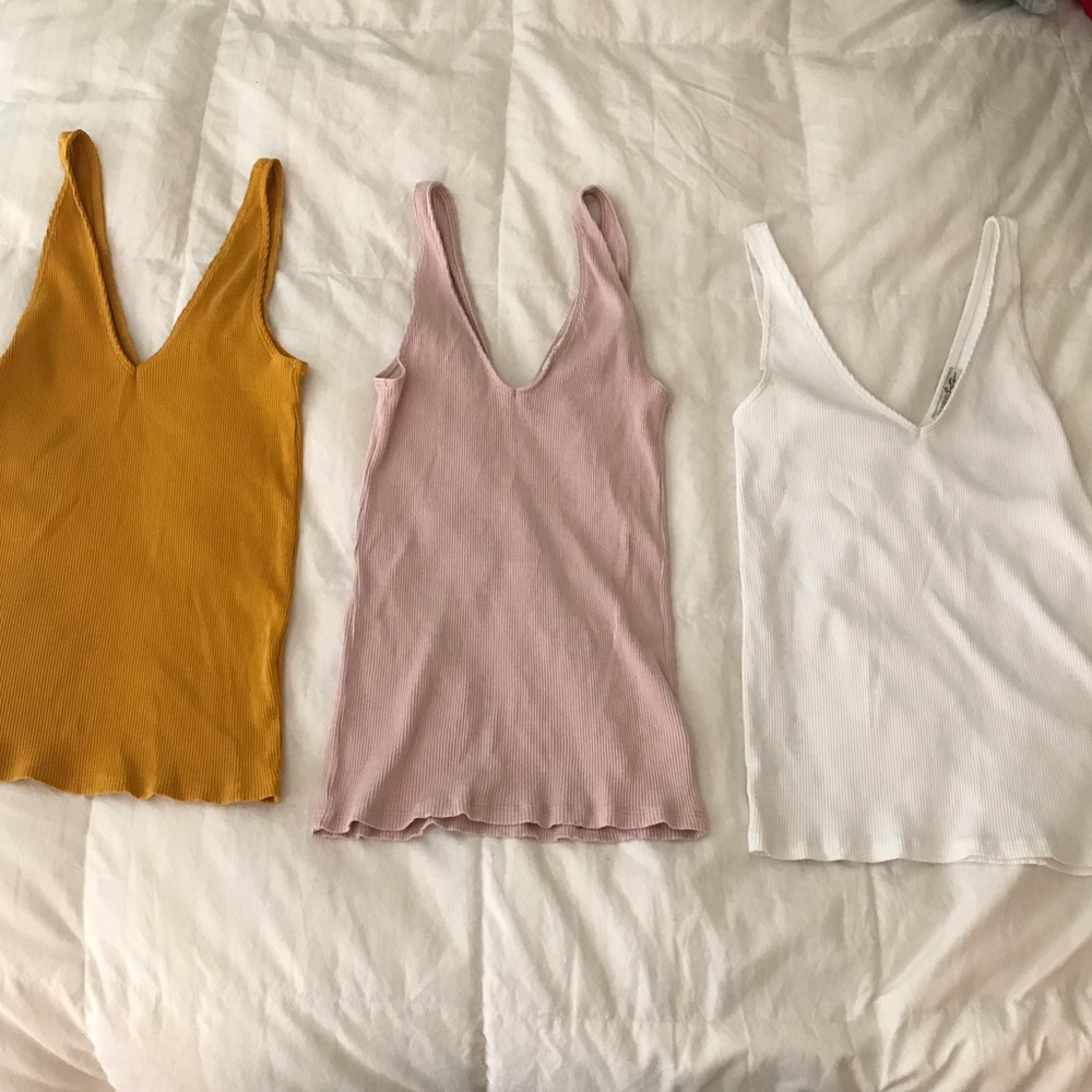 Set of 3 Express V-Neck Ribbed Tank Tops
